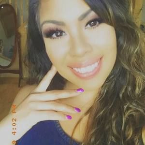 Meet your Posher, Deserae